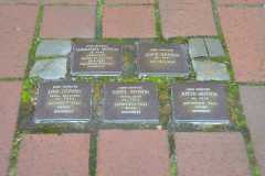 Wir-haben-auch-die-Verantwortung-fuer-einige-Stolpersteine-in-Vechta-uebernommen